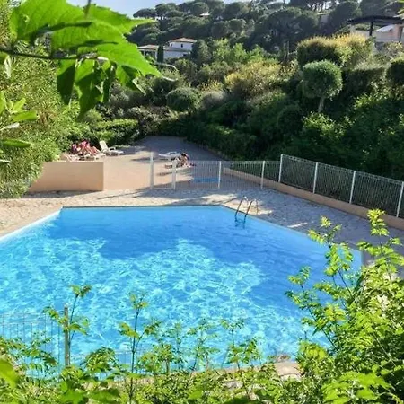 Apartment Avec Terrasse Ensoleillee Pour 6 Personnes A - Fr-1-768-77 *
