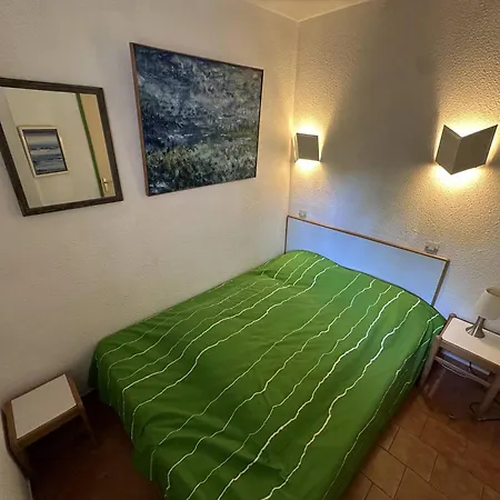 Apartamento Avec Terrasse Ensoleillée Pour 6 Personnes à - Fr-1-768-77