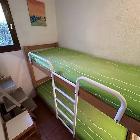 Avec Terrasse Ensoleillée Pour 6 Personnes à - Fr-1-768-77 Sainte-Maxime